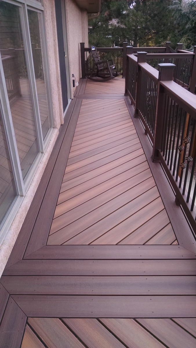 Trex decking with double picture frame